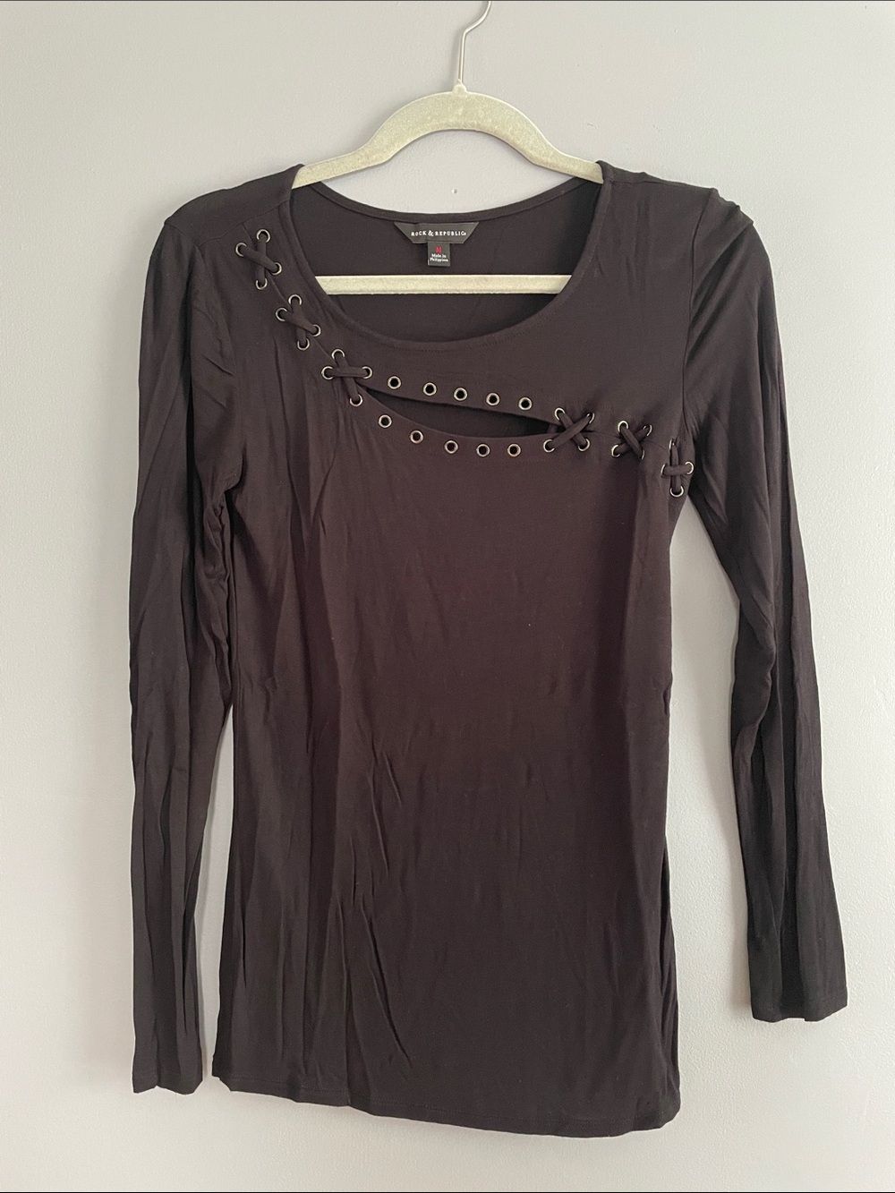 Rock & Republic Black Long-Sleeve Lace-Up Eyelet Tee